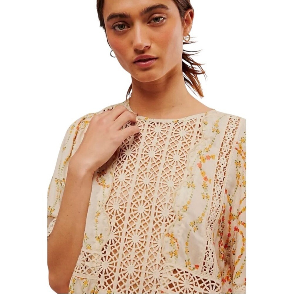 New Free People Bali Tate Blousey Bodysuit Floral Top Tapioca Boho Crochet XS - Picture 2 of 7